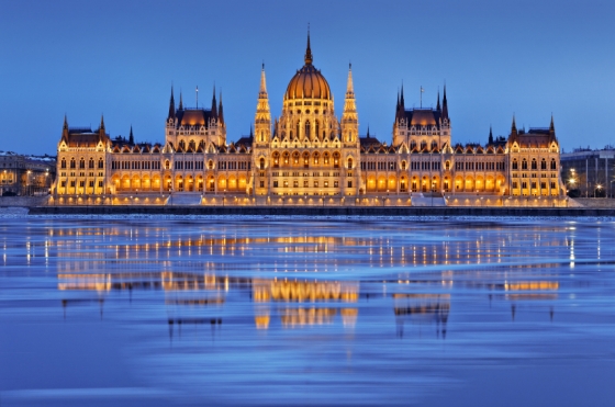 Parliament-at-dusk-Icy-Danube-River-Budapest-Hungary